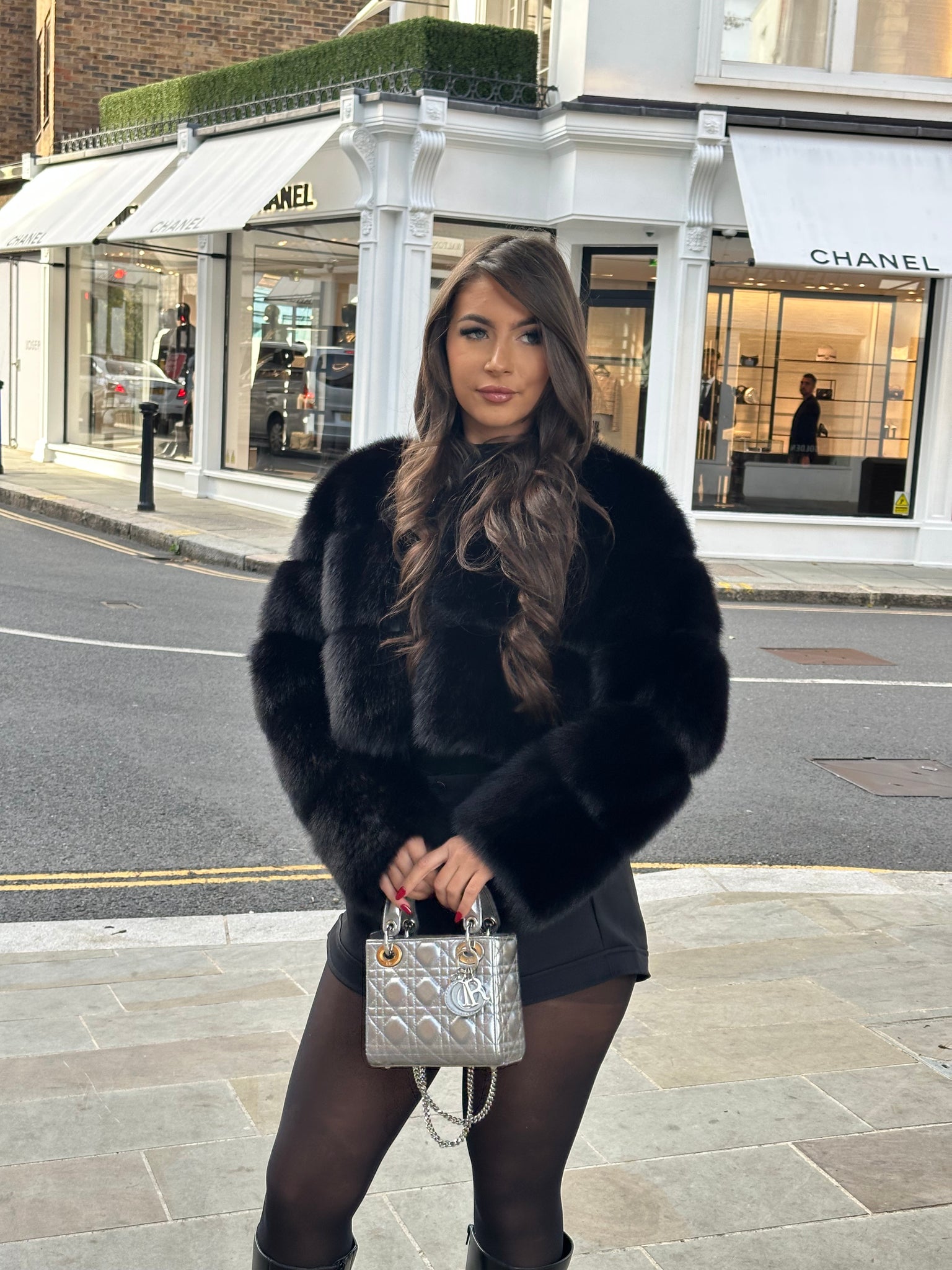 'FRONT ROW' Cropped Faux Fur Coat - Black