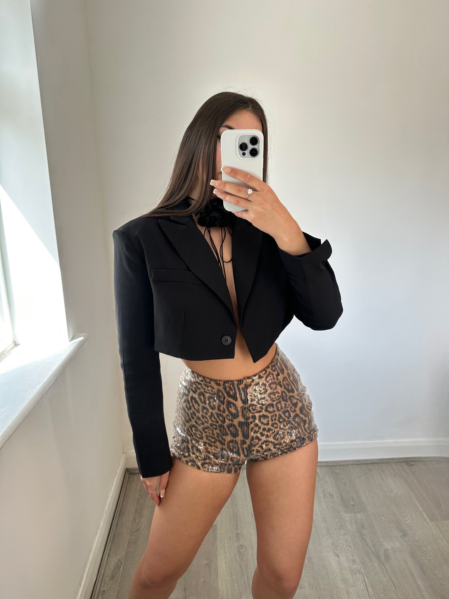 ‘CIARA’ Cropped Blazer