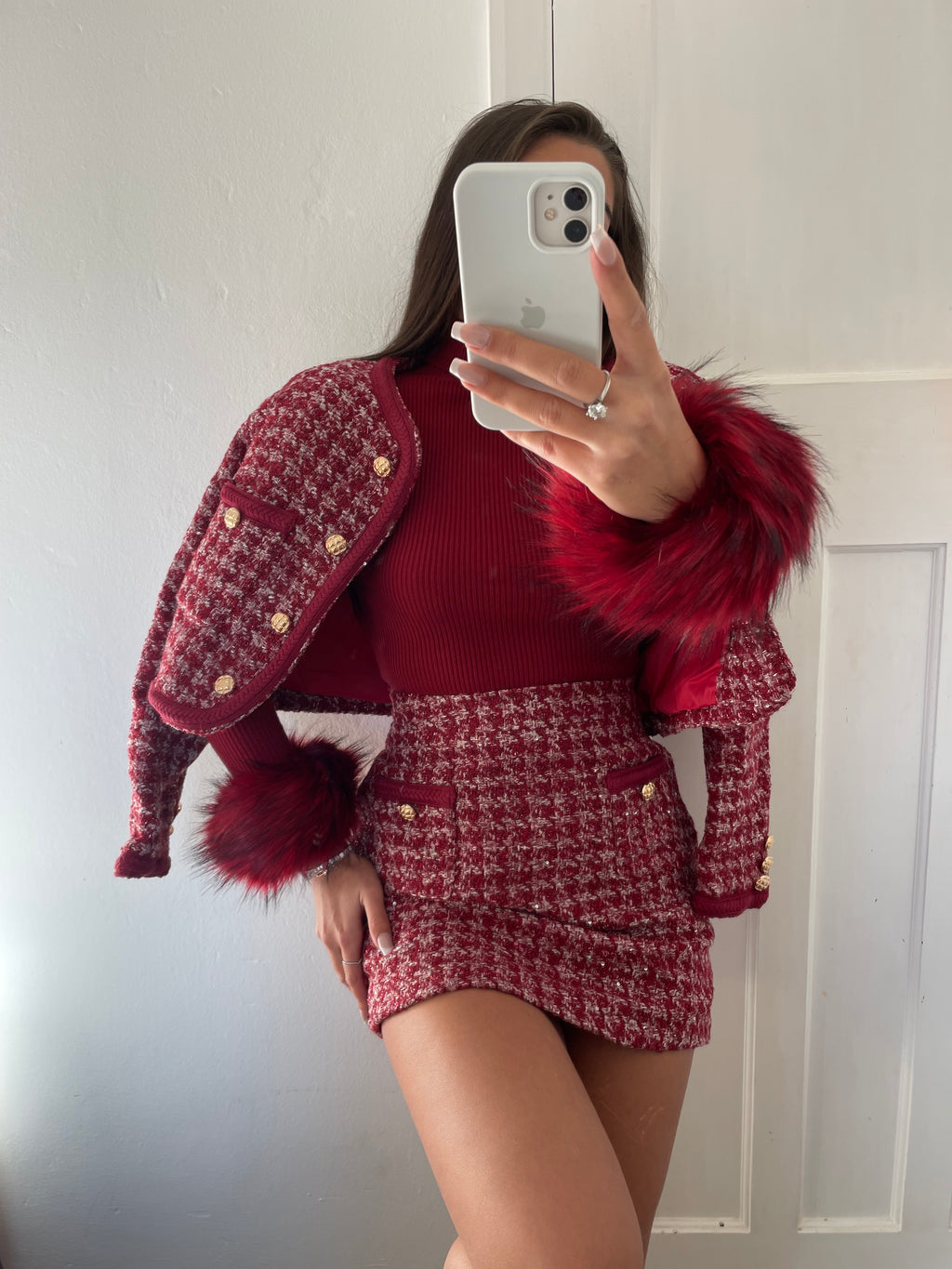 ‘ASPEN’ Faux Fur Cuff Top - Burgandy