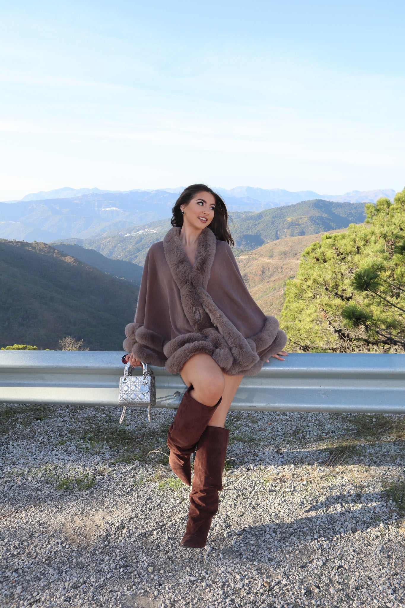 ‘VIP’ Faux Fur Cape - Mocha