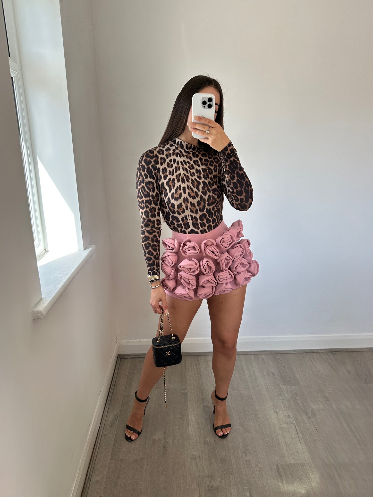‘BOUQUET‘ Shorts